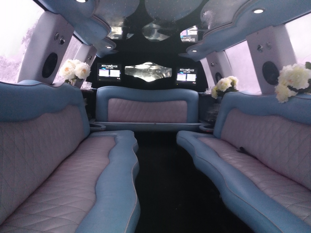 Ford Excursion