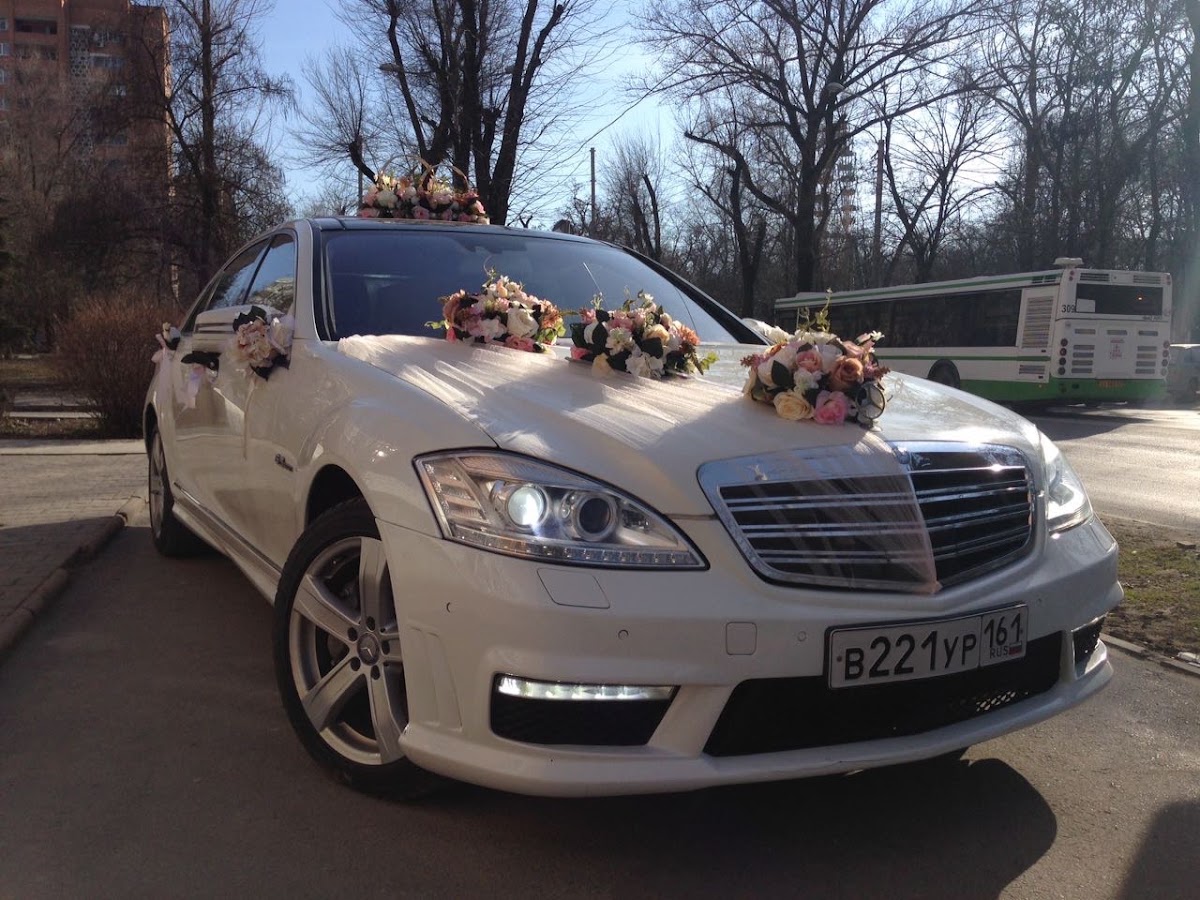 Украшения автомобиля на свадьбу