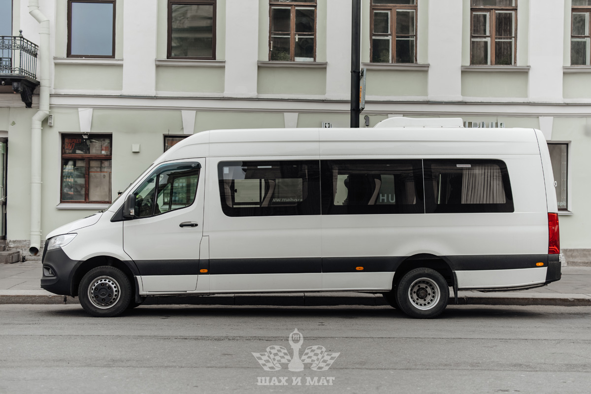 Mercedes Sprinter VIP 907 white
