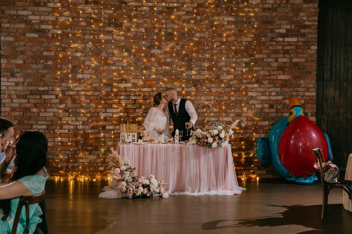 Роман и Анна