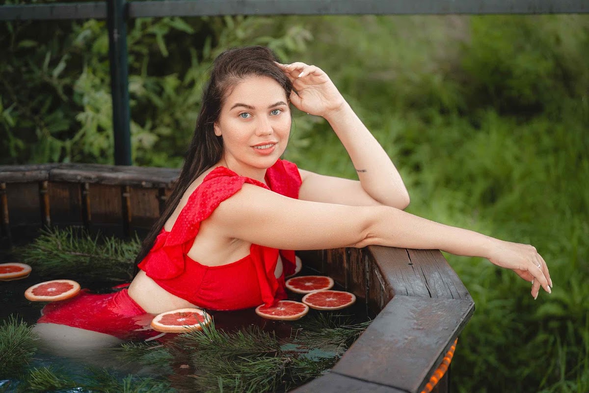 Шунгитовая баня с купелью