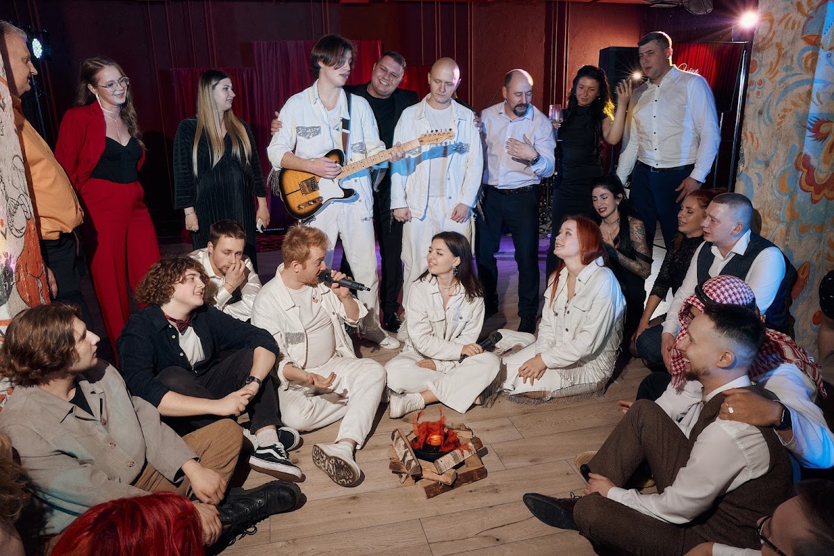 Mendeleev band 2025