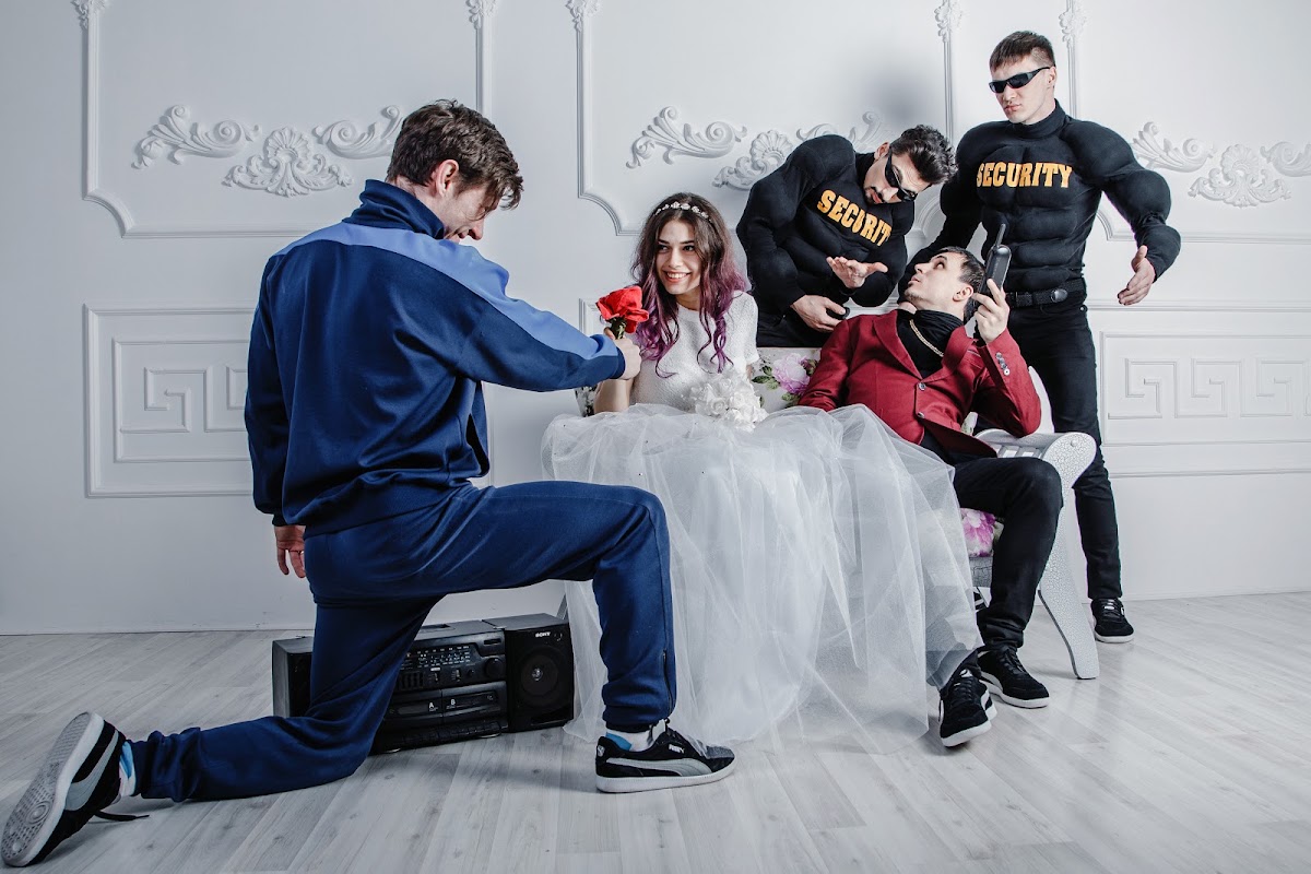 Подставные Официанты