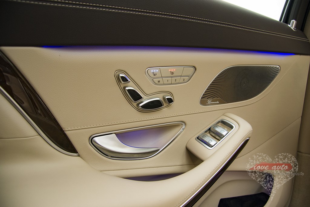 Mercedes-Benz S222 Maybach