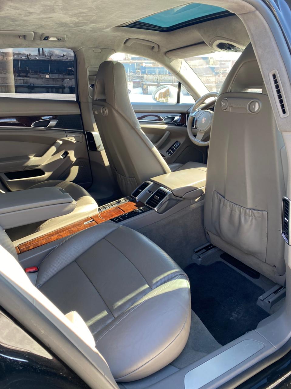 Porshe Panamera — кадр 5 из 8