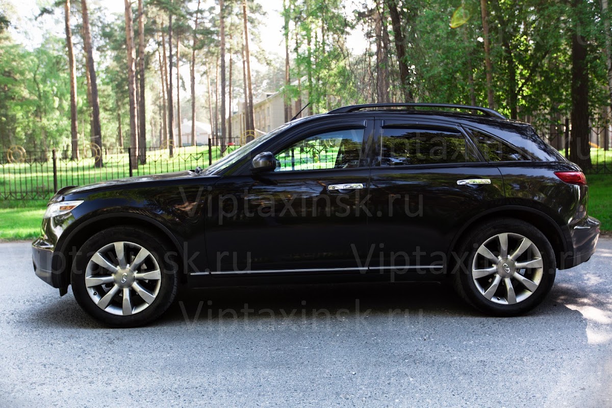 Infinity FX 45 — кадр 3 из 10