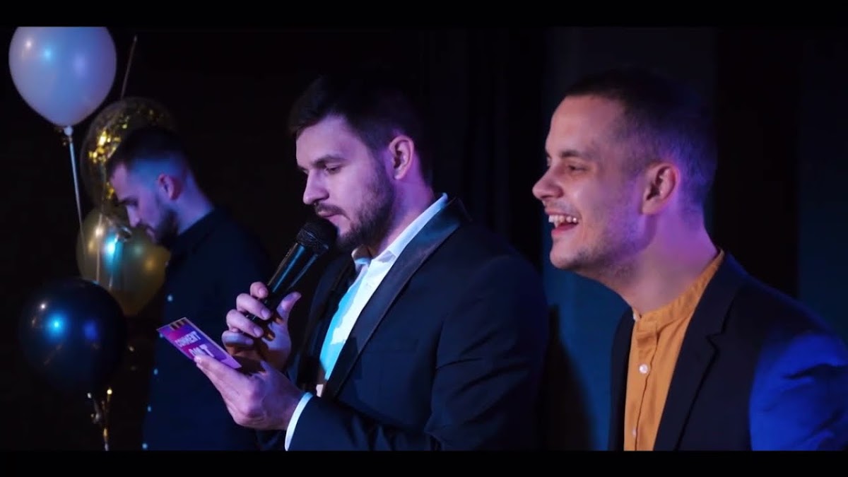 Видео