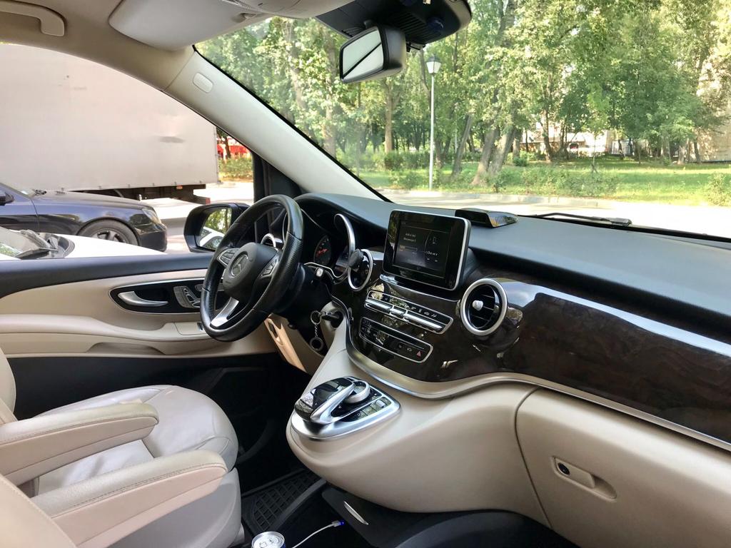 Mercedes-Benz V класс - Мерседес черный