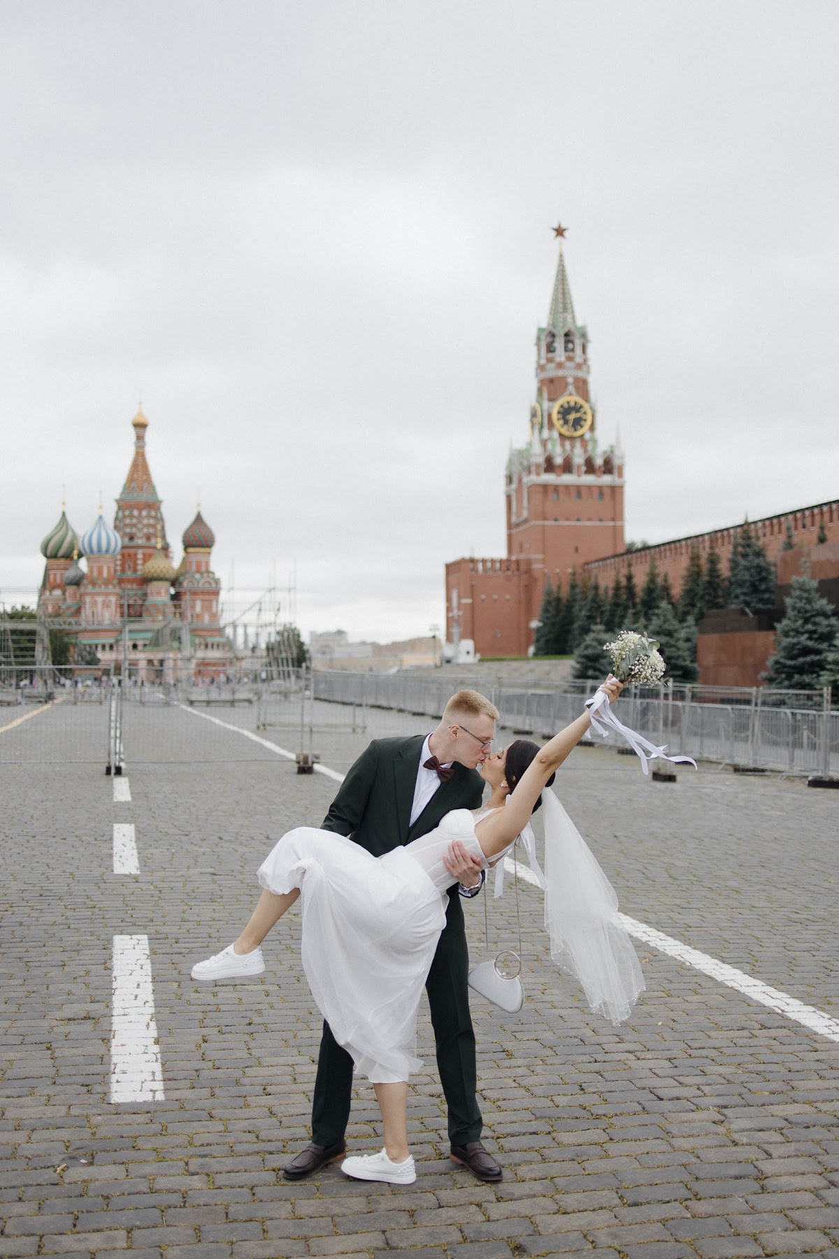 Алиса и Олег