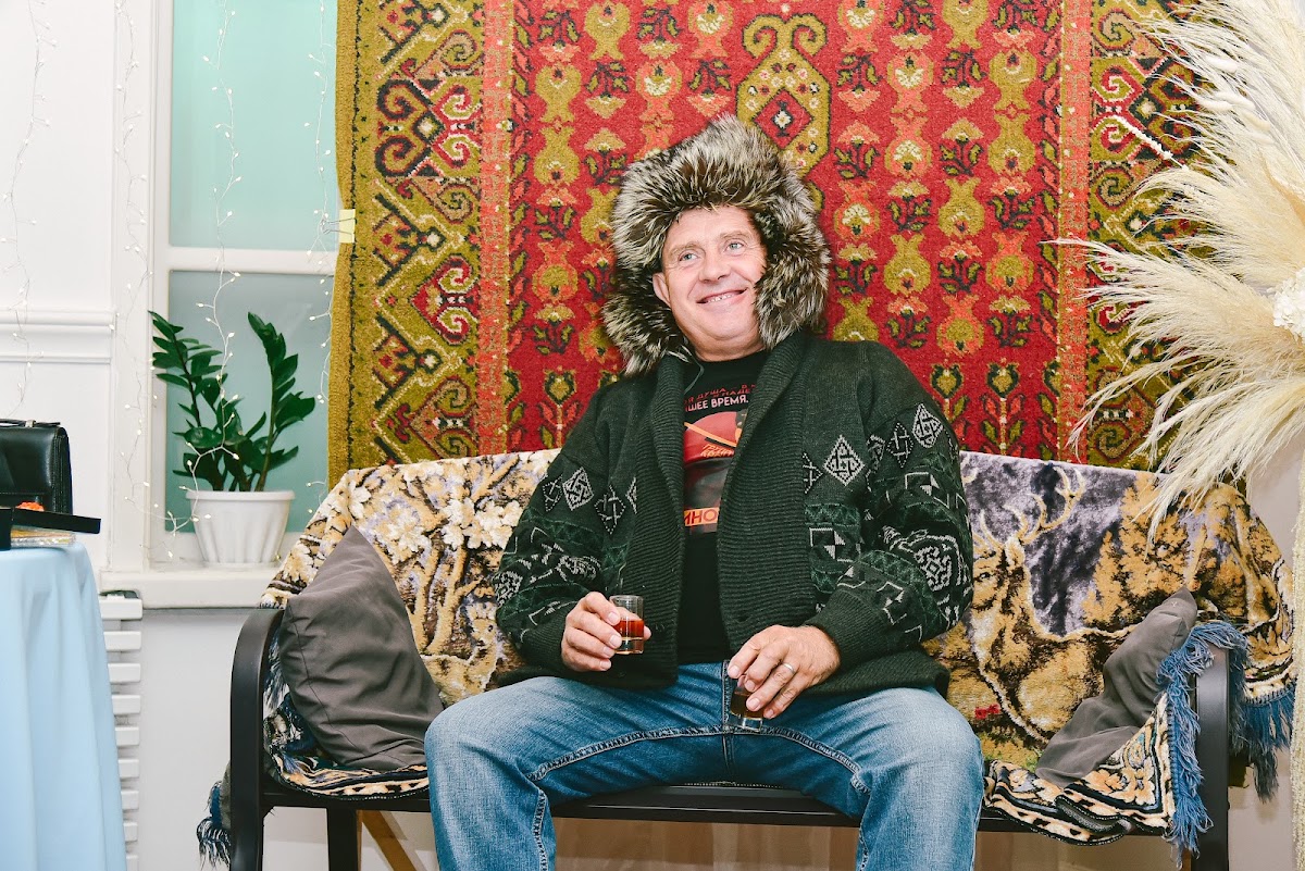Юбилей Елены в стиле 90-ых