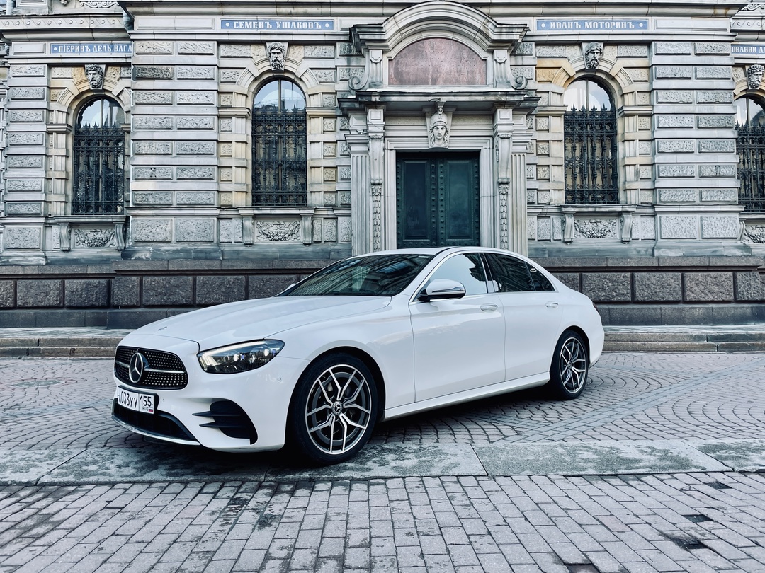 Mercedes 213 rest 2022