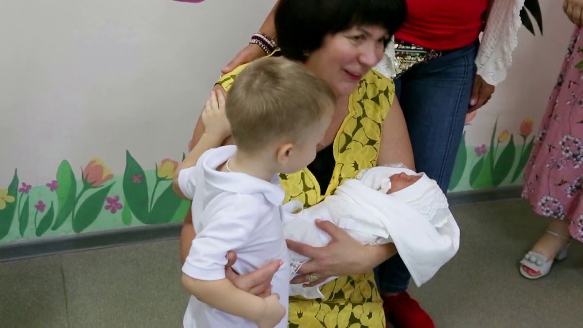 Портфолио: Выписка из роддома