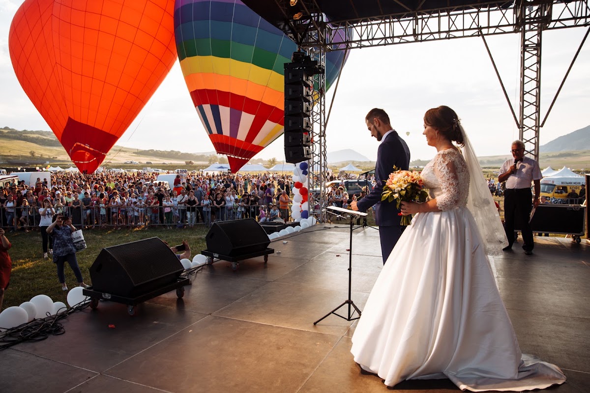 Air wedding story