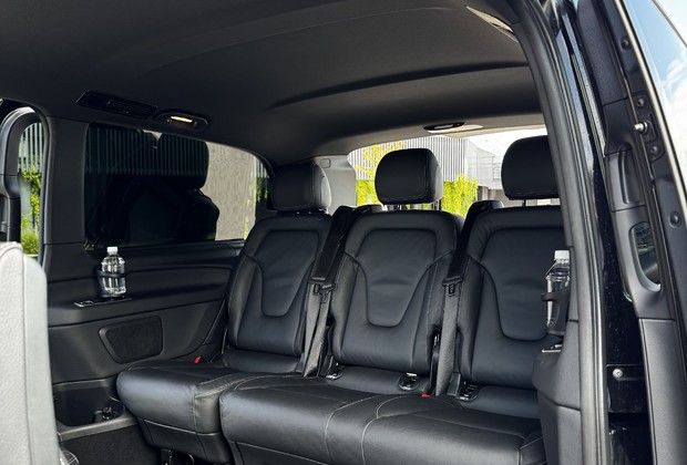 Аренда Mercedes-Benz V class с водителем