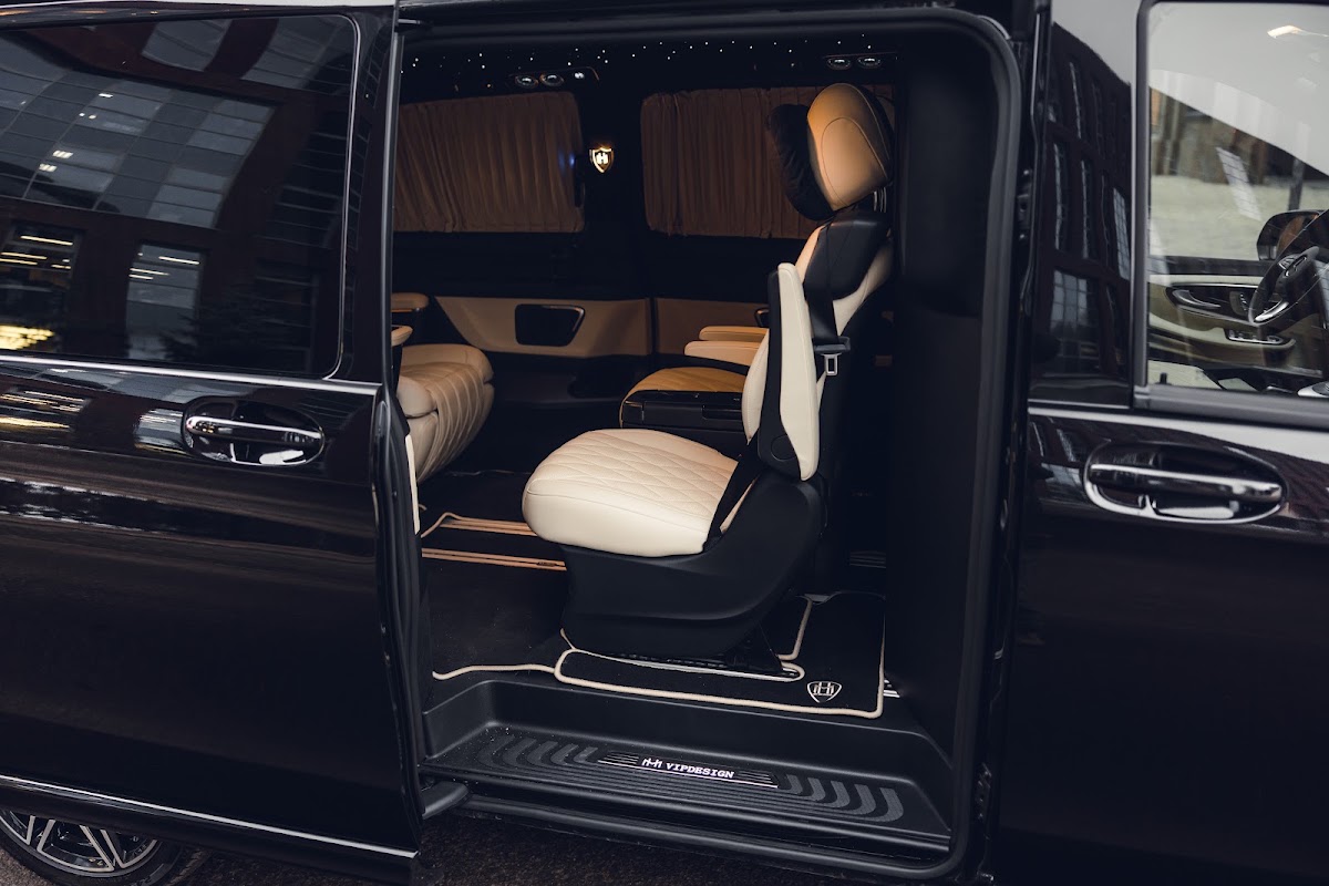 Mercedes-Benz V300D