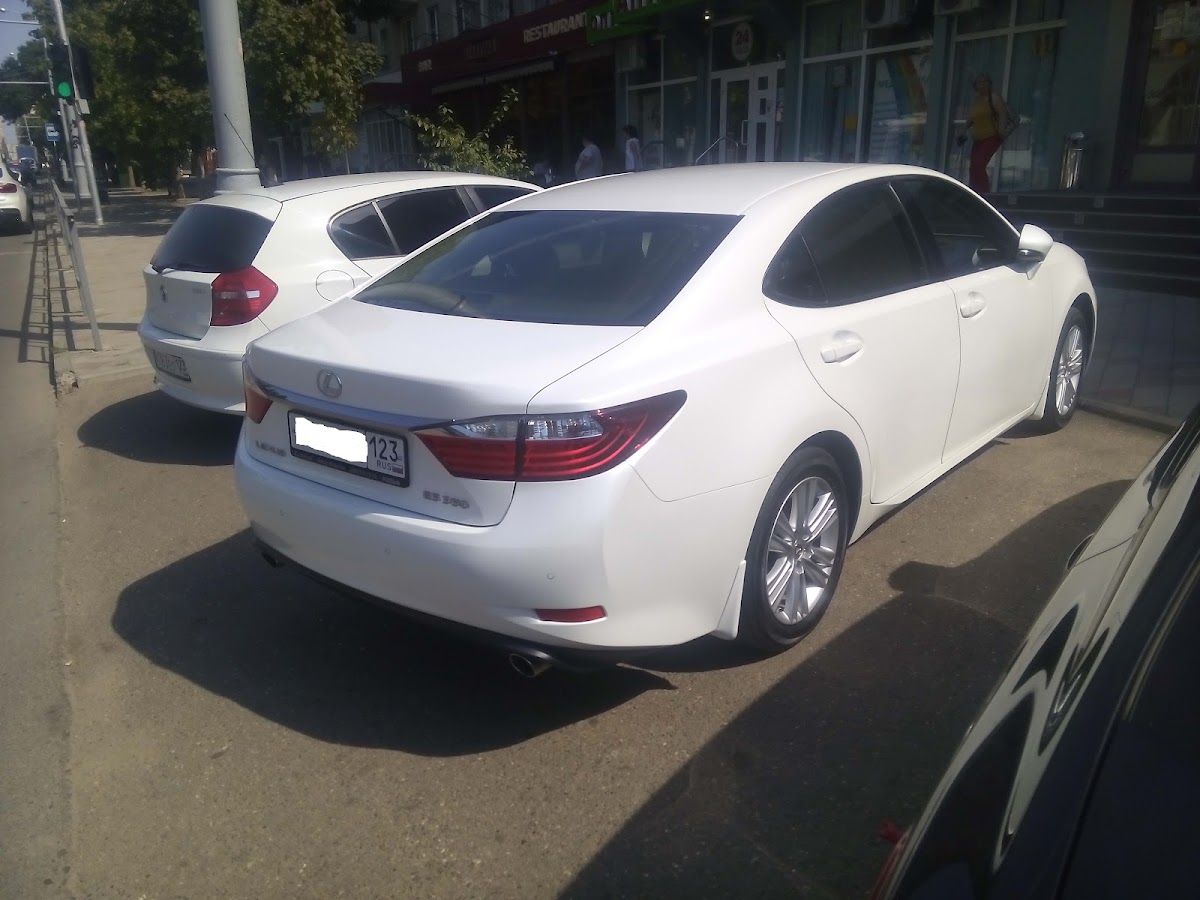 Лексус ES 350 — кадр 3 из 5