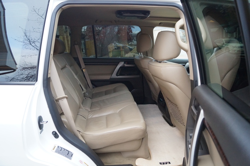 Toyota Land Cruiser 200