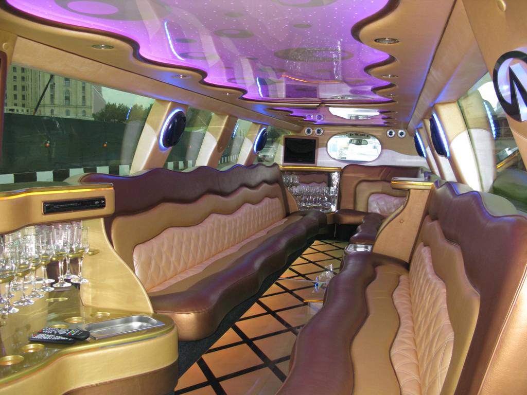 Инфинити QX 56 26 мест караоке