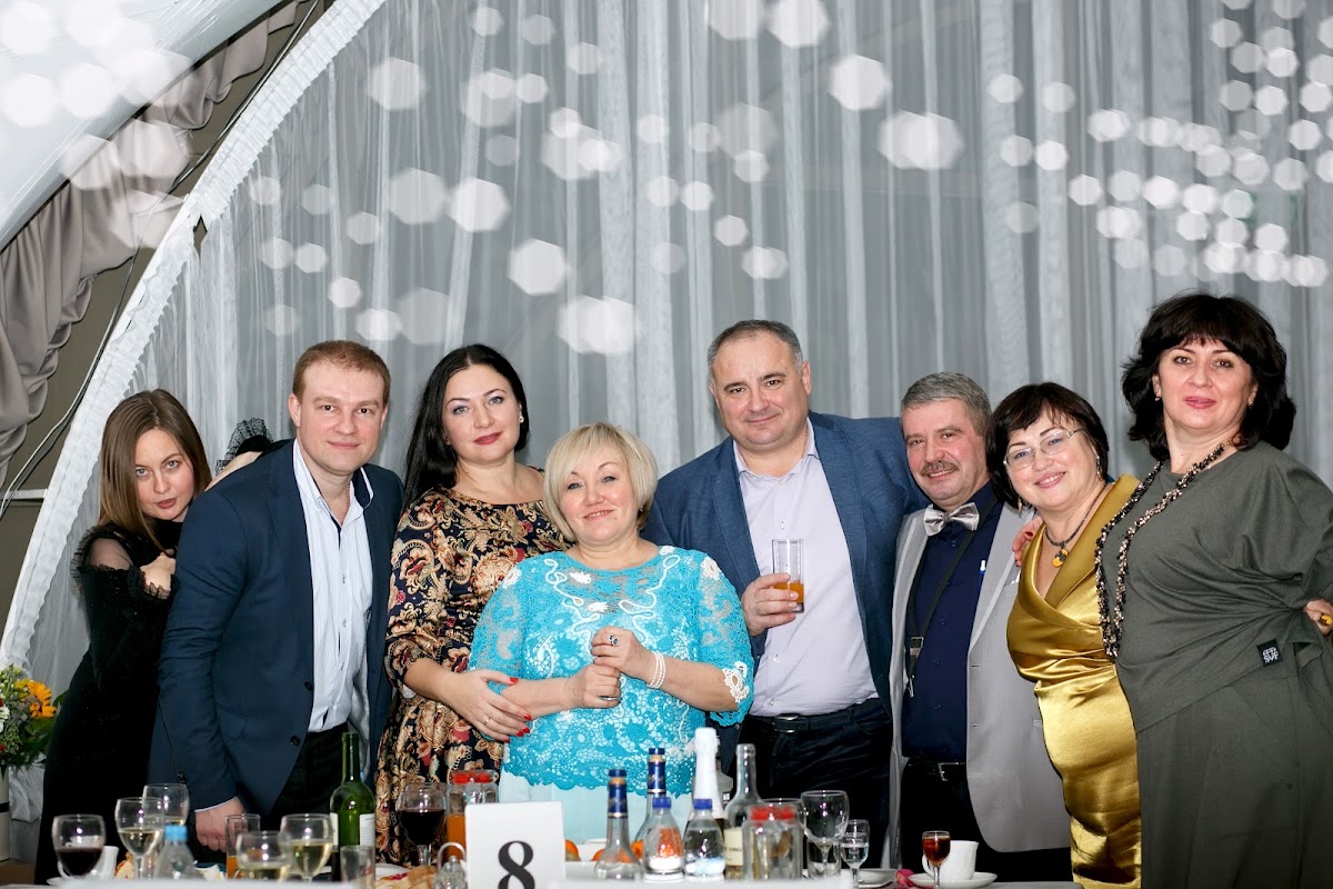 Садовому центру Веры Глуховой 10 лет!