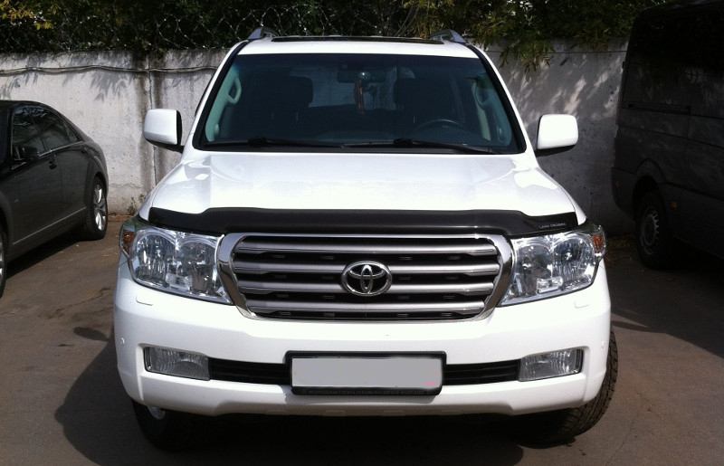 Toyota Land Cruiser 200