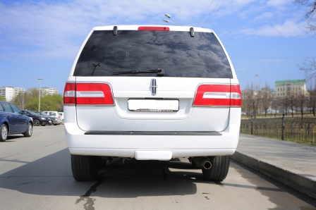 Lincoln Navigator