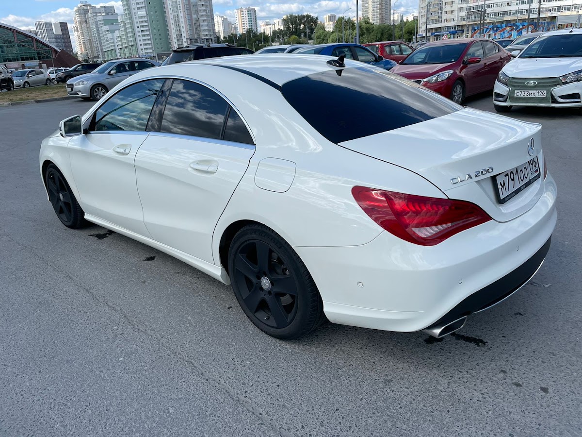 Mercedes-Benz CLA 200 — кадр 4 из 7