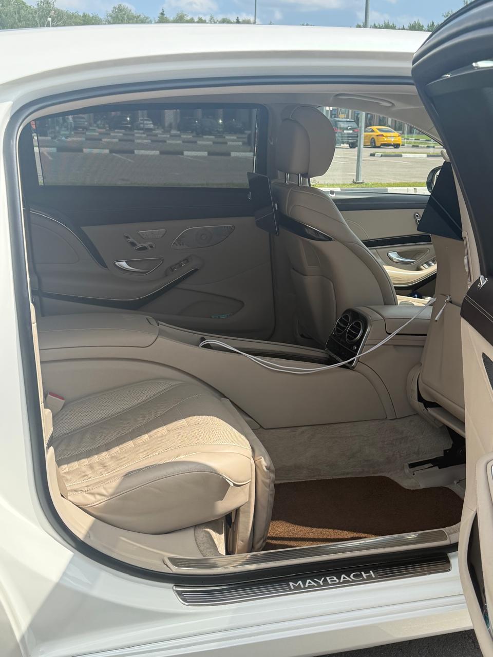 Мерседес Maybach(w222) рестайлинг гос.N: 020