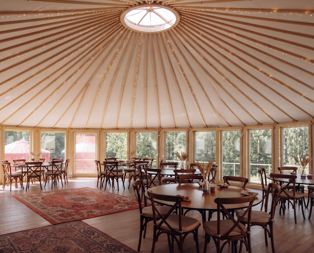 Club Yurt