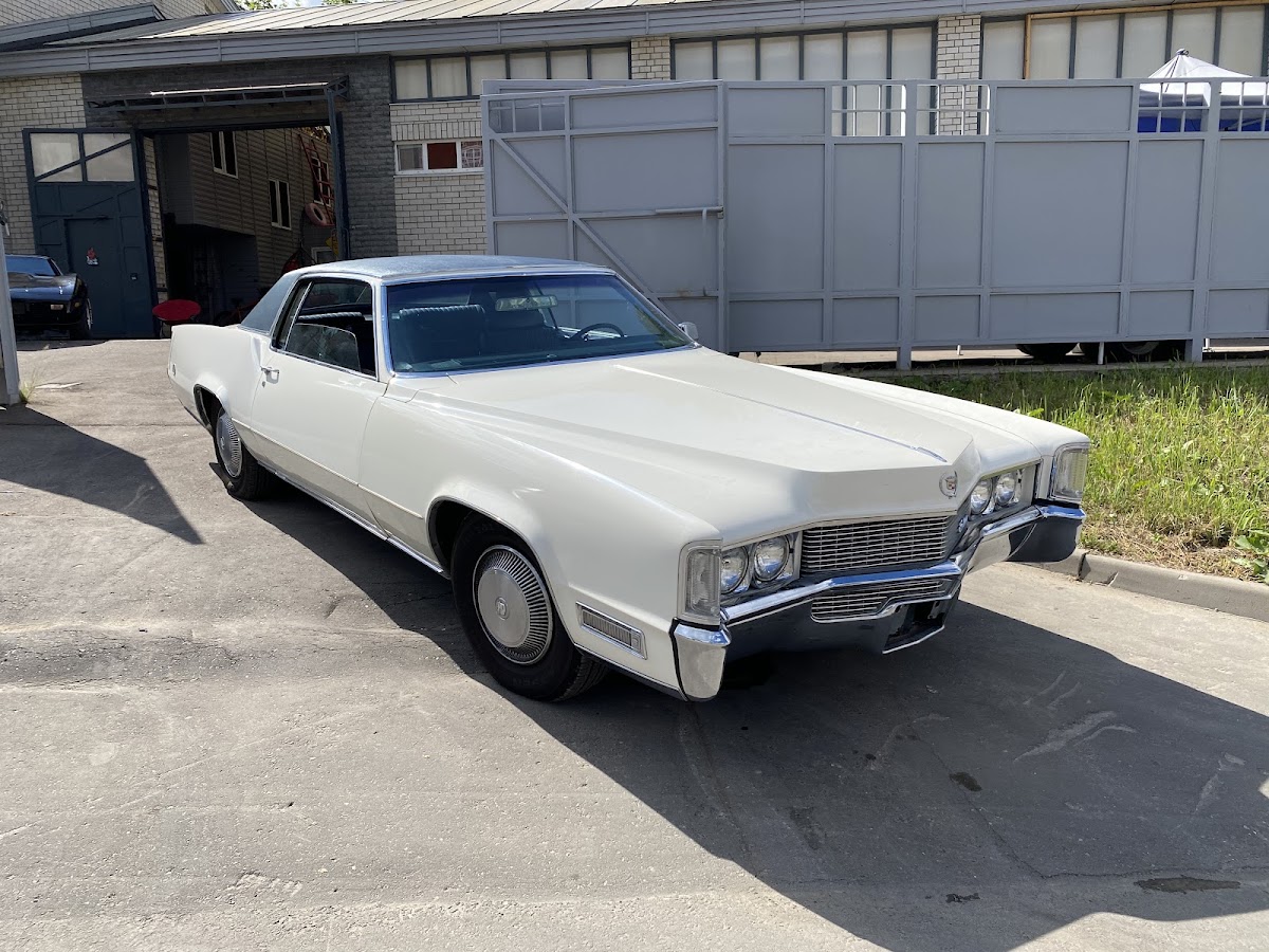 Cadillac Eldorado 1969 — кадр 4 из 14