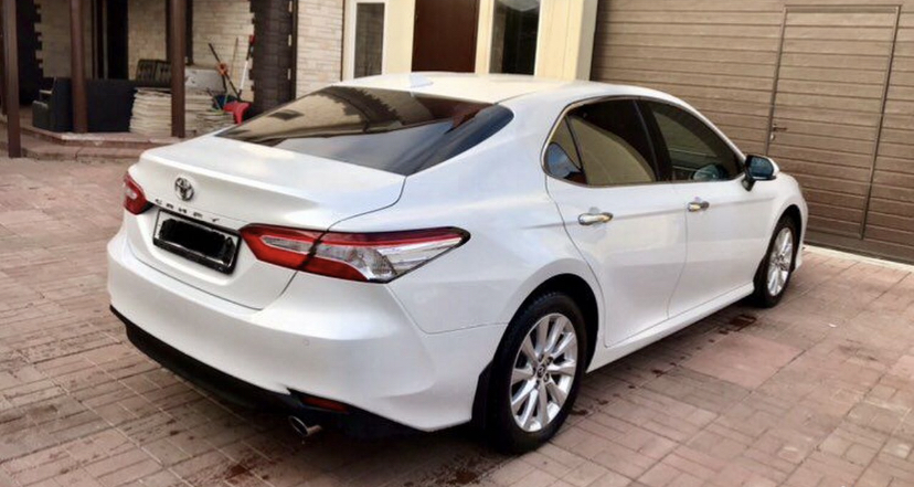 TOYOTA CAMRY V70 — кадр 2 из 6