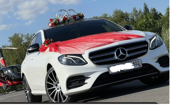MERCEDES E 43 — кадр 3 из 3
