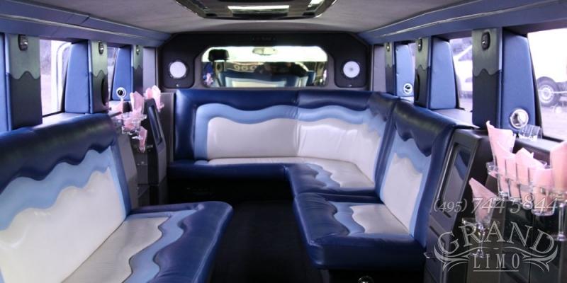 Hummer H2 — кадр 2 из 3