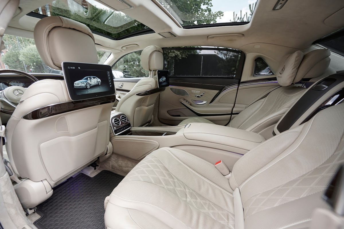 Mercedes-Benz Maybach 222 рестайлинг с светлым салоном