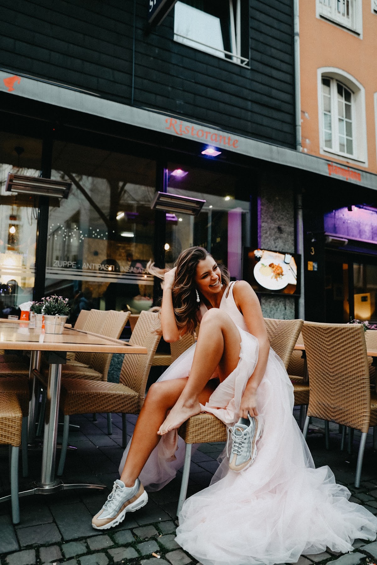 Кадр 36 из 143