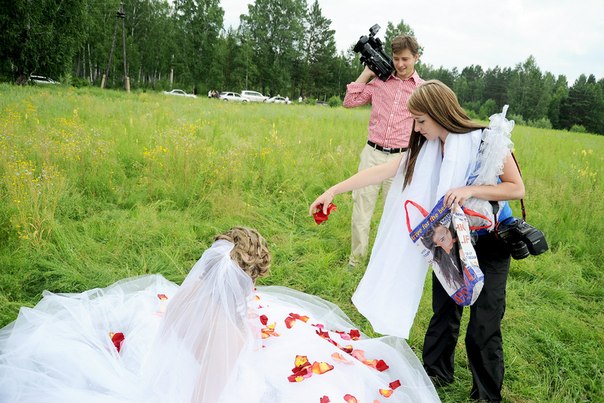 Коллеги :)