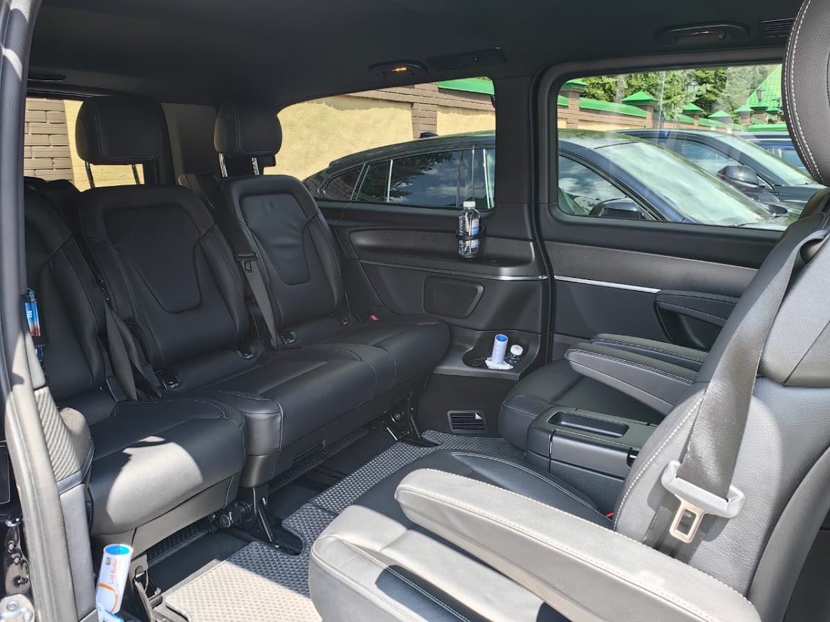 Mercedes V class — кадр 3 из 4