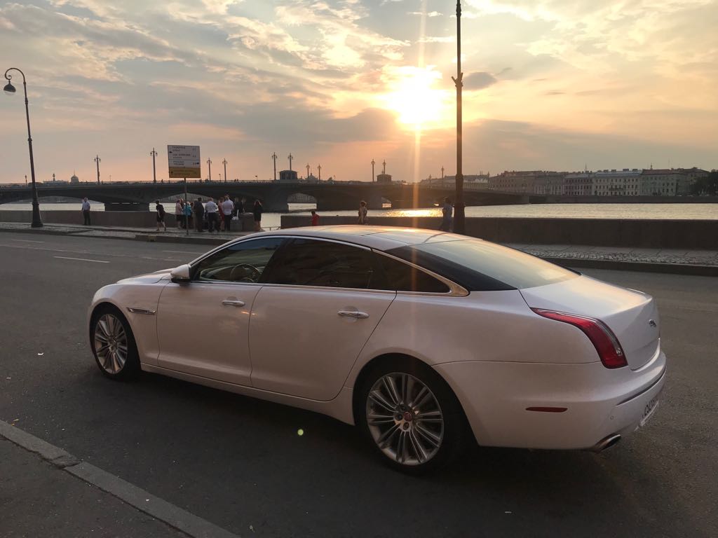 Jaguar XJ Long Platinum