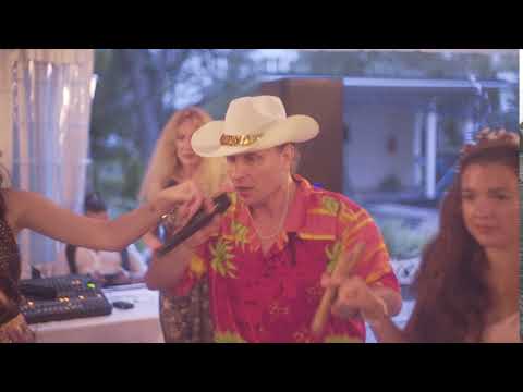 Счастливые моменты свадьбы в стиле рустик  (без фильтра)