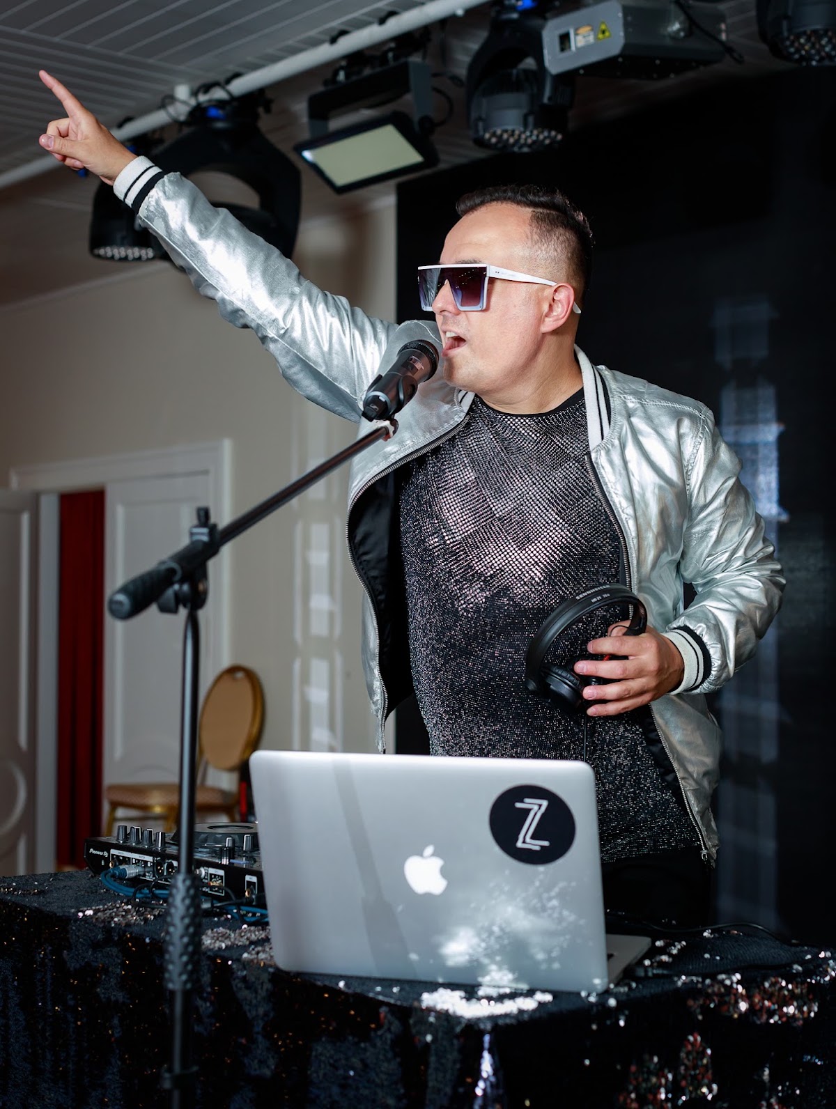 DJ Андрей Затеев