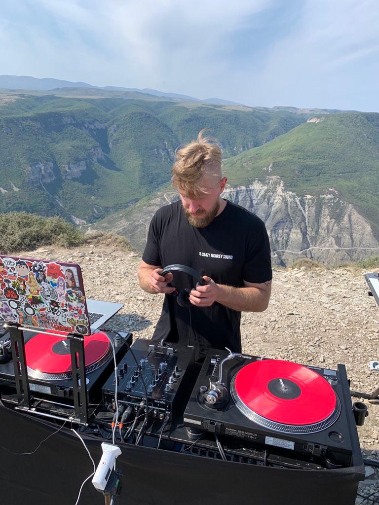 Crazy Monkey Sound