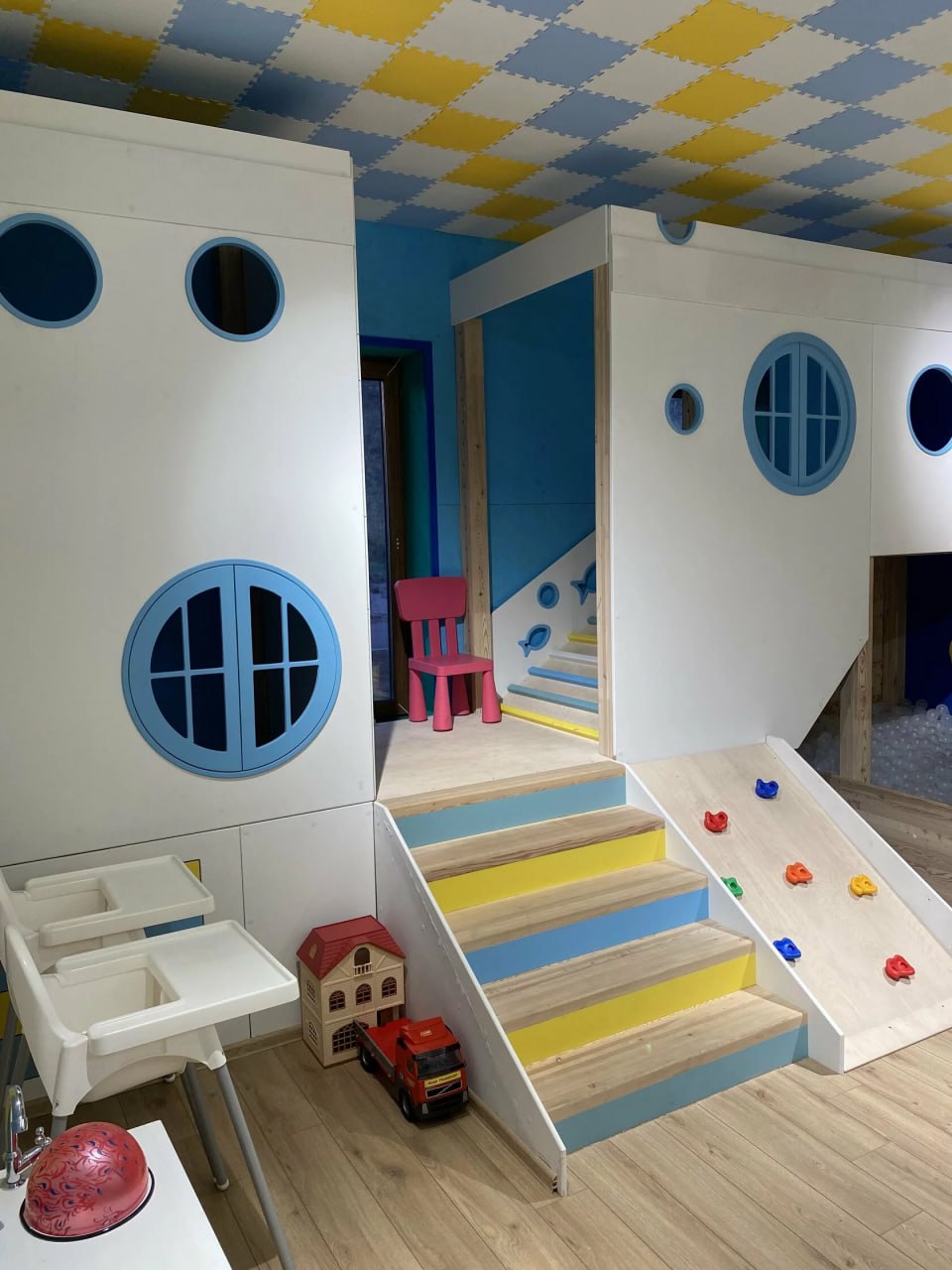 Гостиный дом  Celebrio Home