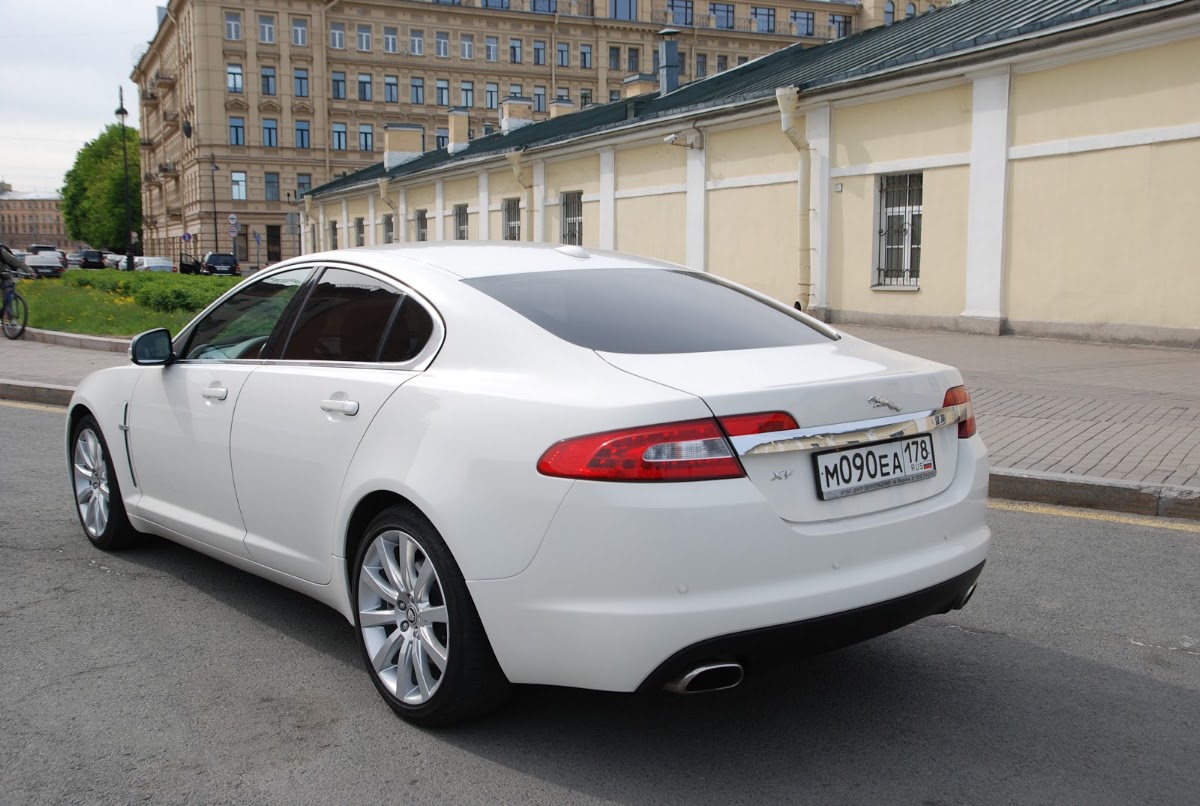 Jaguar XF — кадр 2 из 6