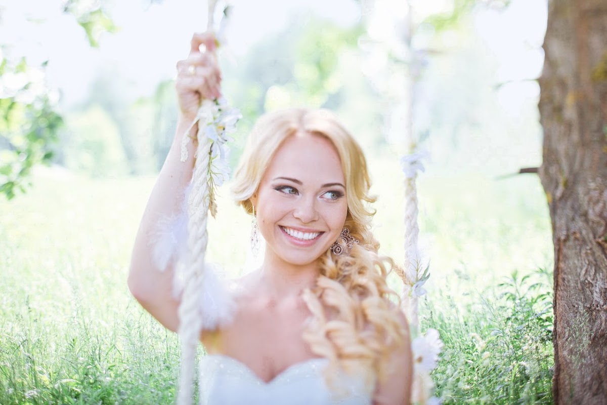 Оля и Антон - свадьба в небесных тонах...