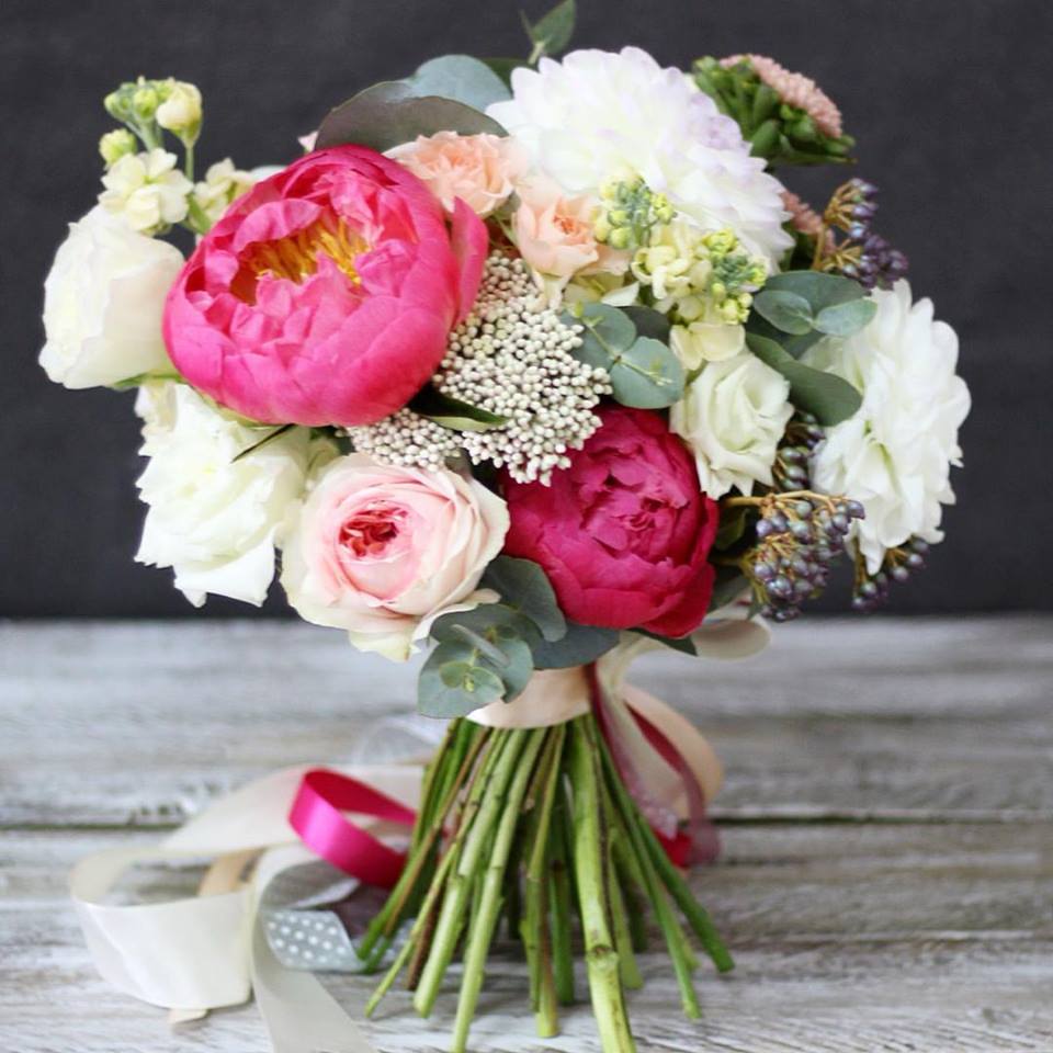 Leto Flowers