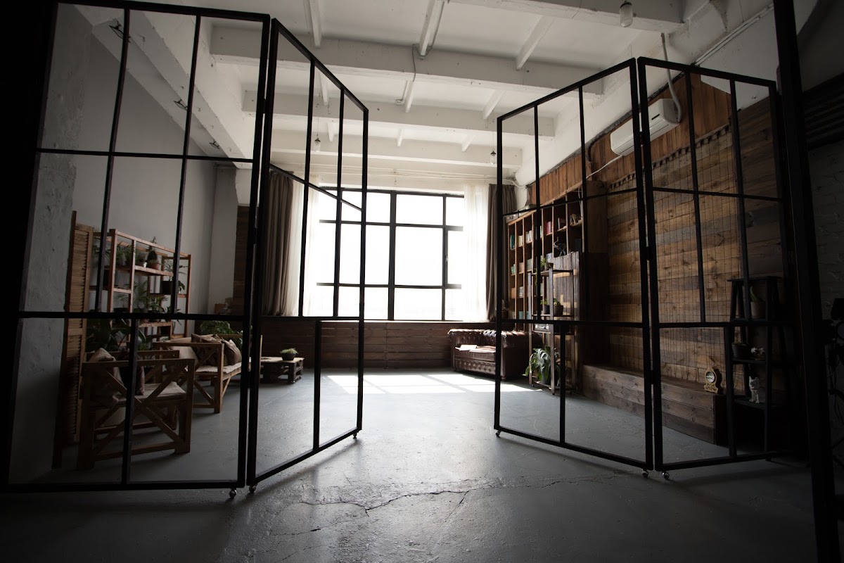LOFT.15 — кадр 3 из 17