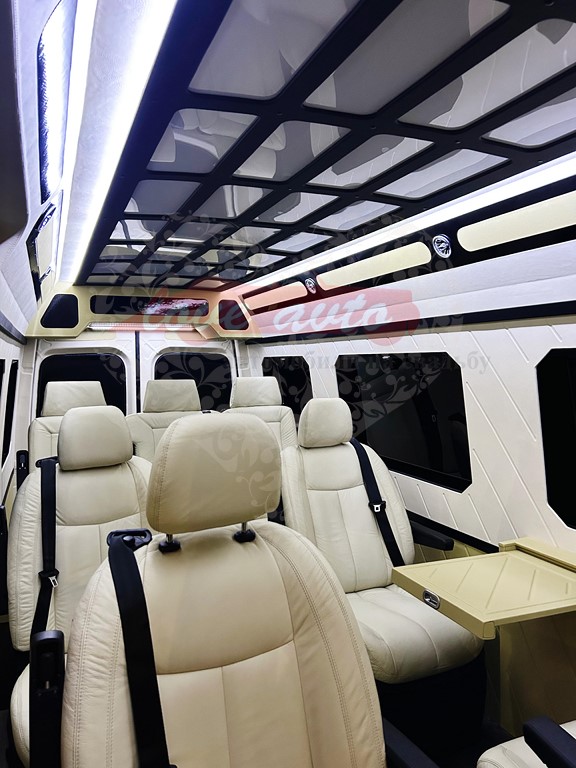 Mercedes-Benz S222 VIP микроавтобус 8 мест — кадр 5 из 5