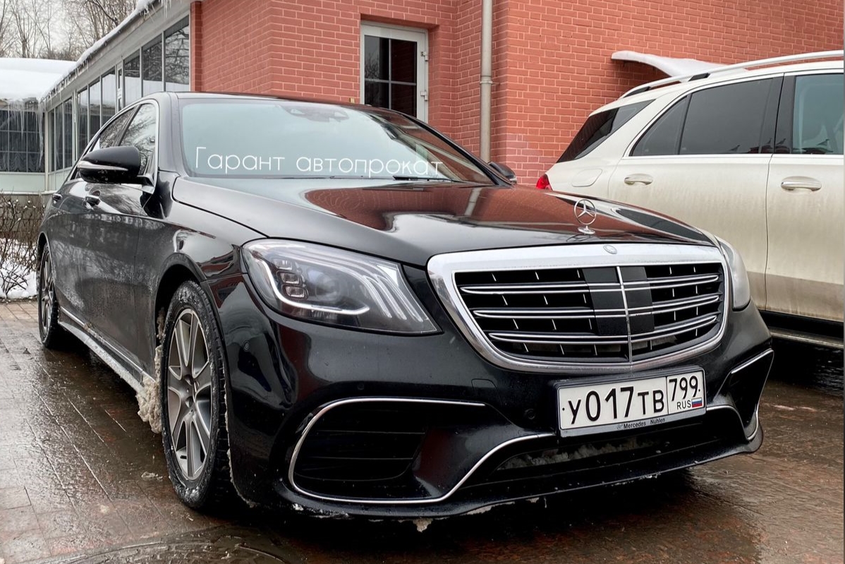 Mercedes Benz S-class 222