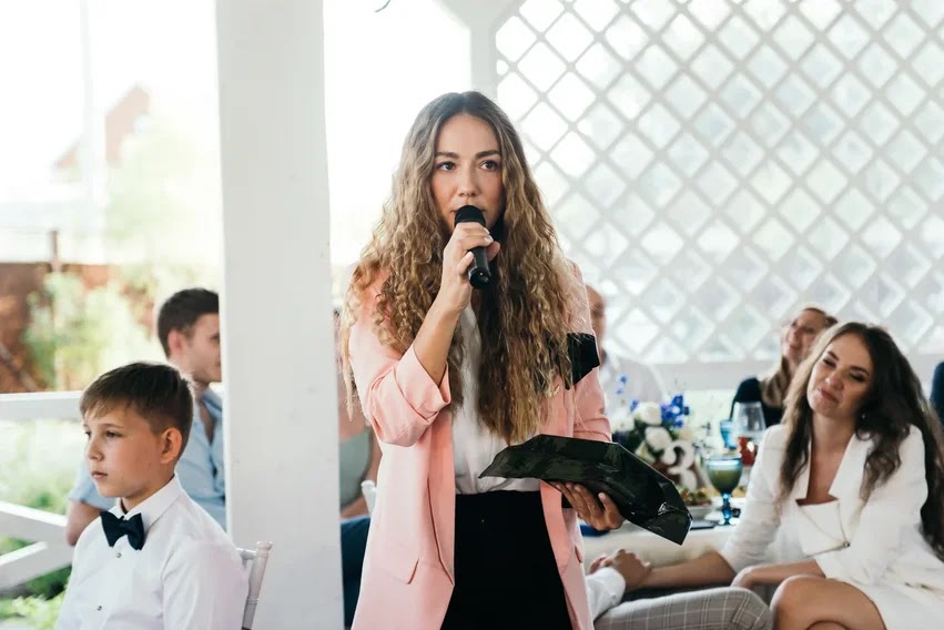Алина и Гриша, Дом у озера