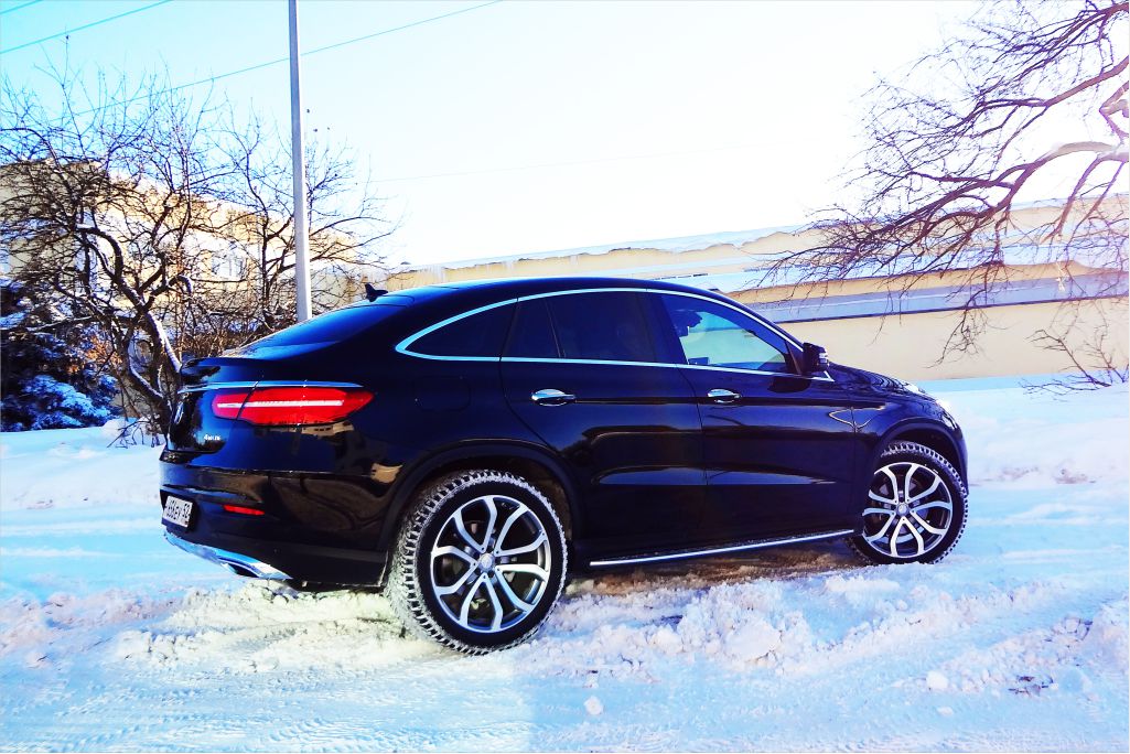 Mercedes Benz GLE-class Coupe — кадр 2 из 13