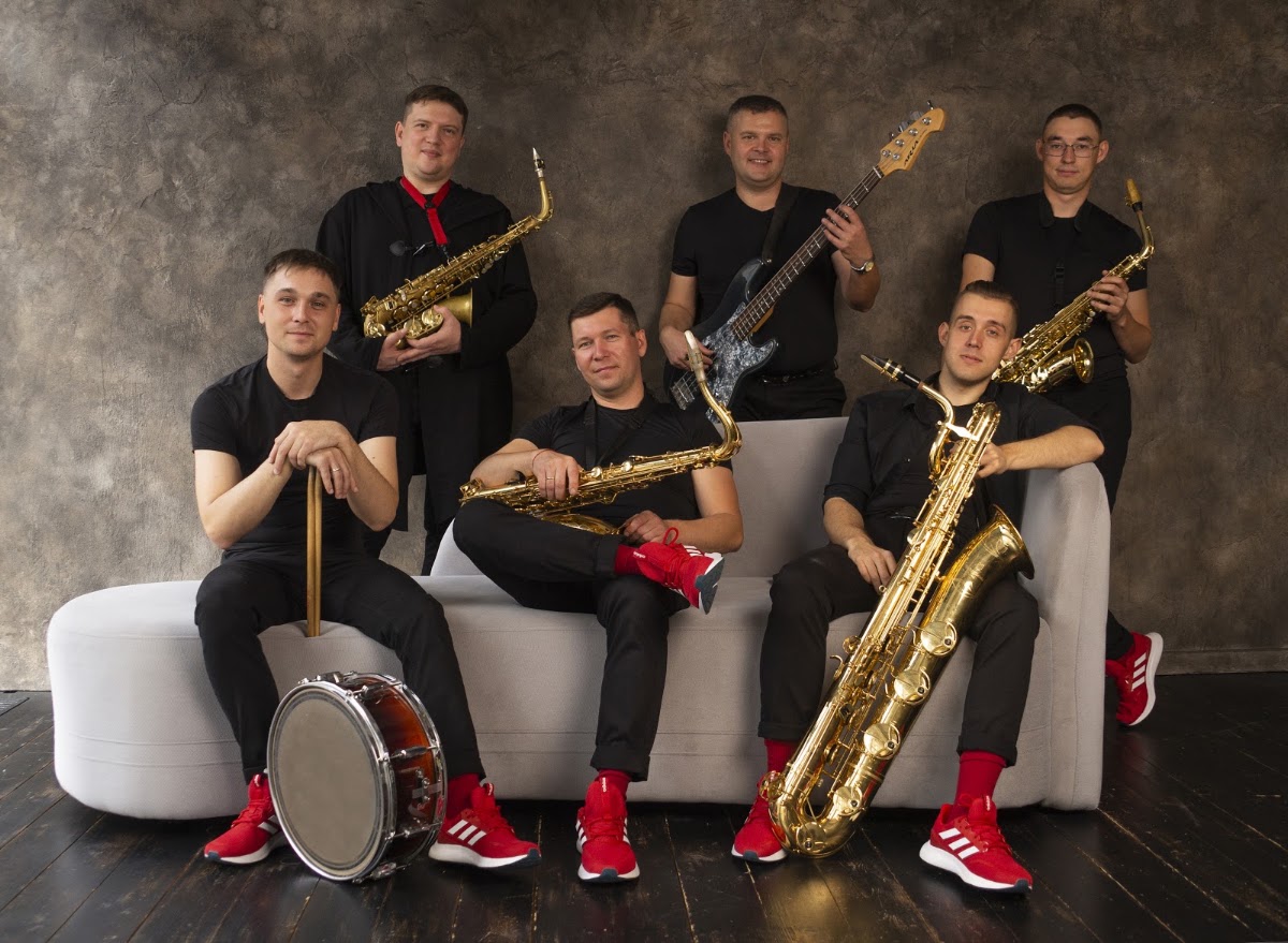 HitSax